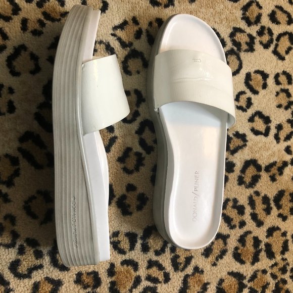 Donald J Pliner Size 8.5 Platform Sandal - Picture 2 of 7